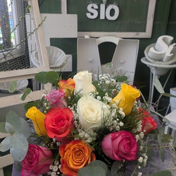 RAMO ROSAS ARCO IRIS - Imagen 1